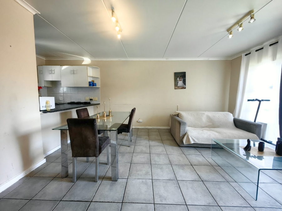 2 Bedroom Property for Sale in Parklands Western Cape